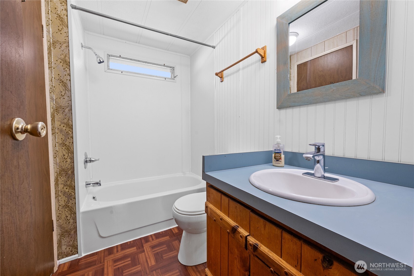 1210 35th Street Seaview WA 98644