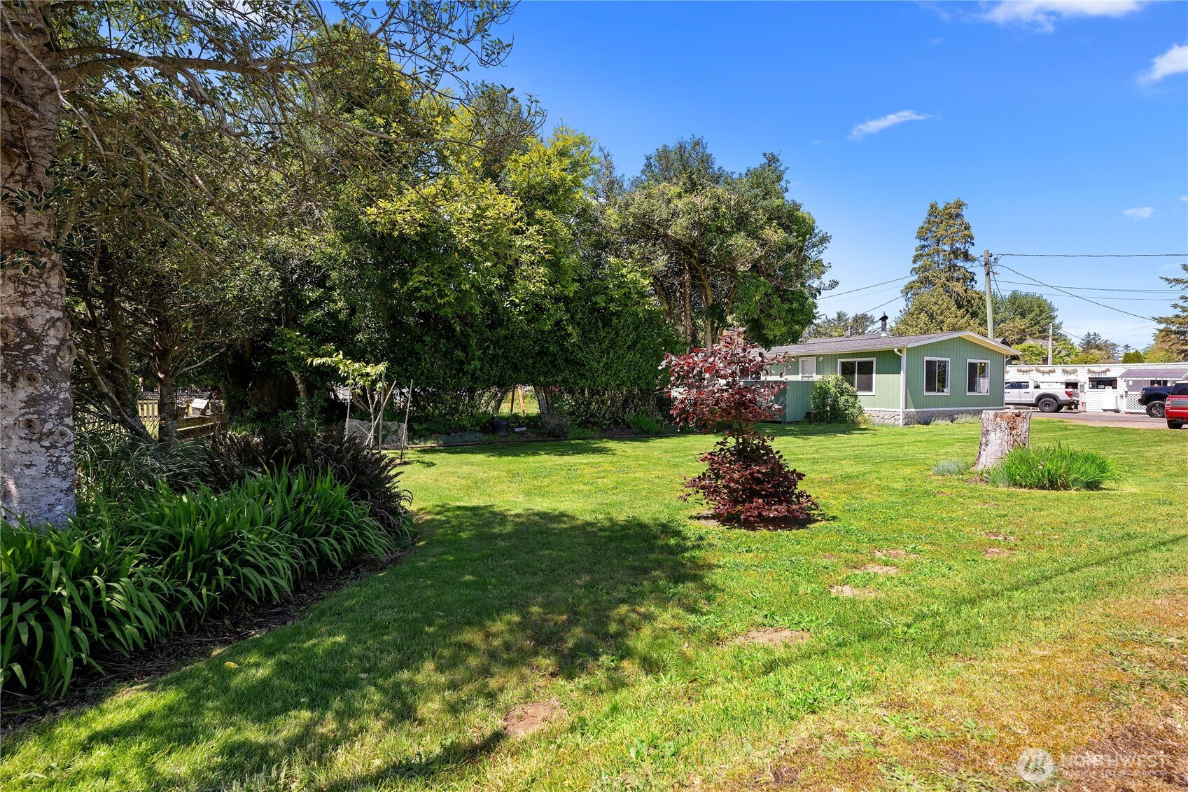 1210 35th Street Seaview WA 98644