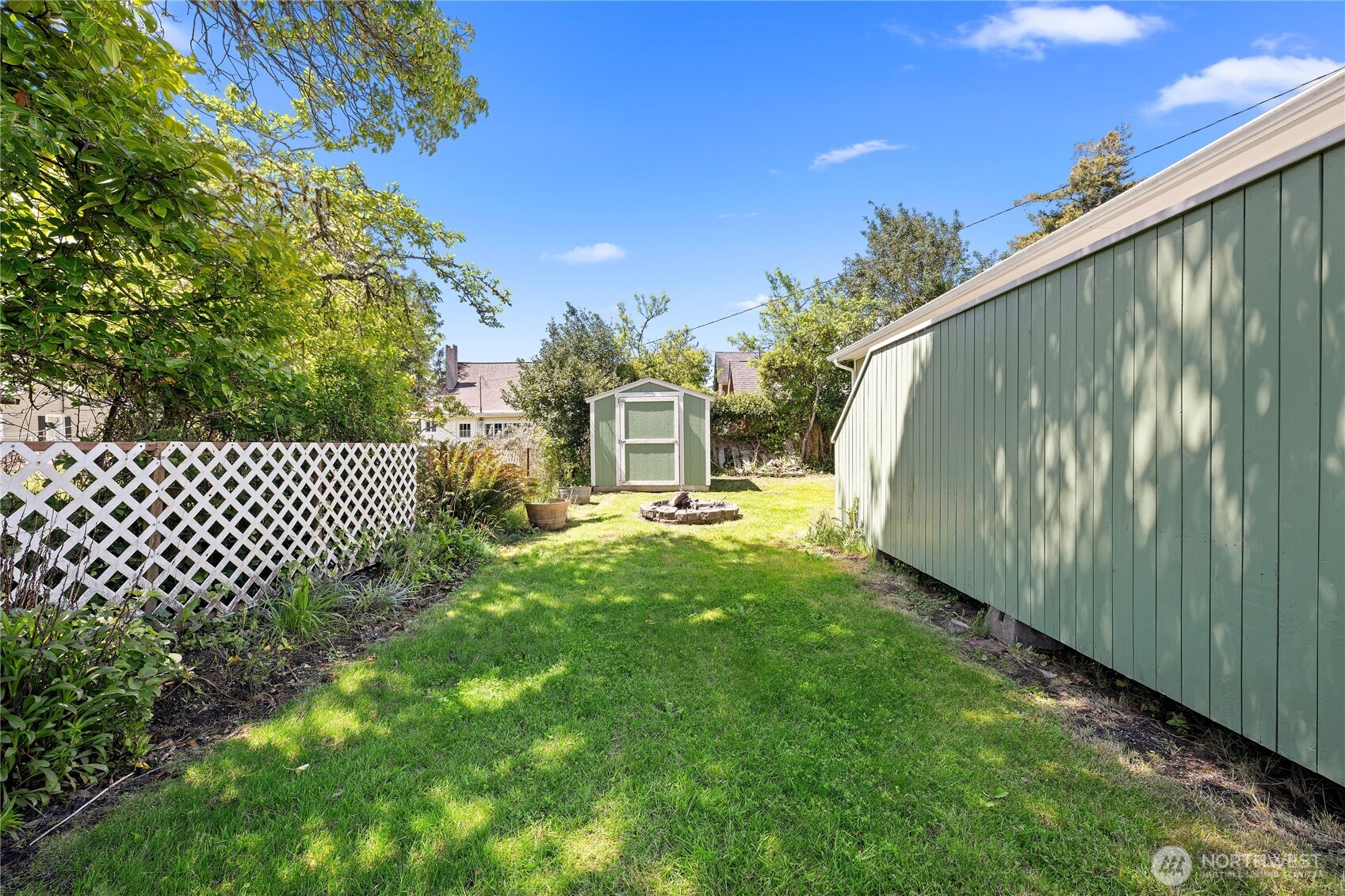 1210 35th Street Seaview WA 98644