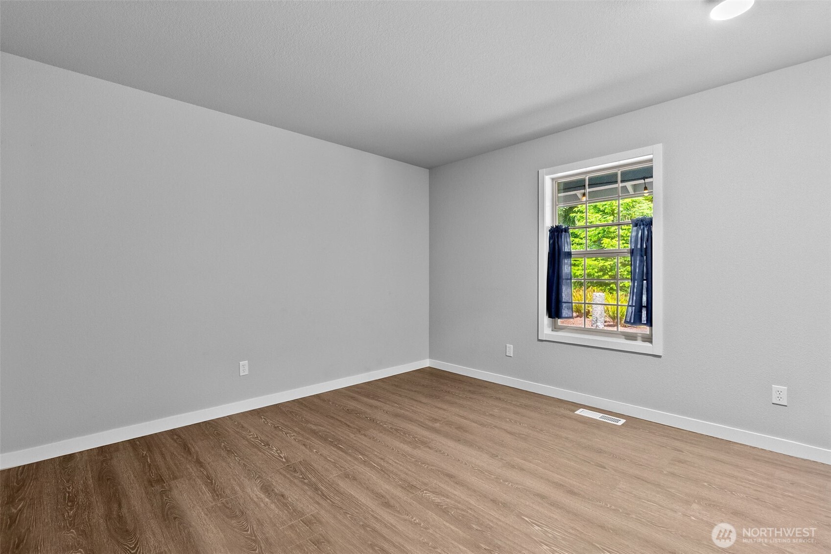 4539 Foxhall Drive NE Olympia WA 98516