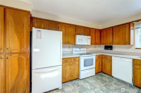 4722 145th Street Court E Tacoma WA 98446