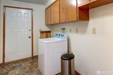 4722 145th Street Court E Tacoma WA 98446