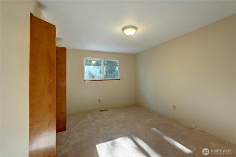 4722 145th Street Court E Tacoma WA 98446
