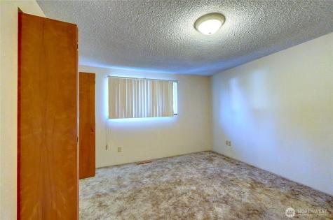 4722 145th Street Court E Tacoma WA 98446
