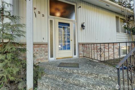4722 145th Street Court E Tacoma WA 98446
