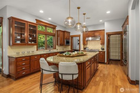 2989 NE Davis Loop Issaquah WA 98029