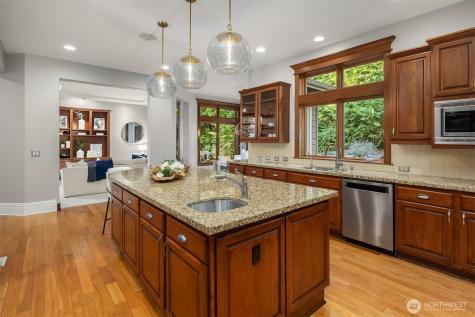 2989 NE Davis Loop Issaquah WA 98029