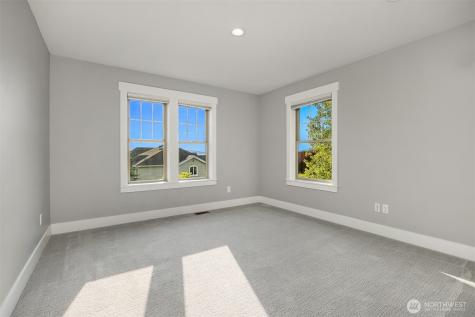 2989 NE Davis Loop Issaquah WA 98029