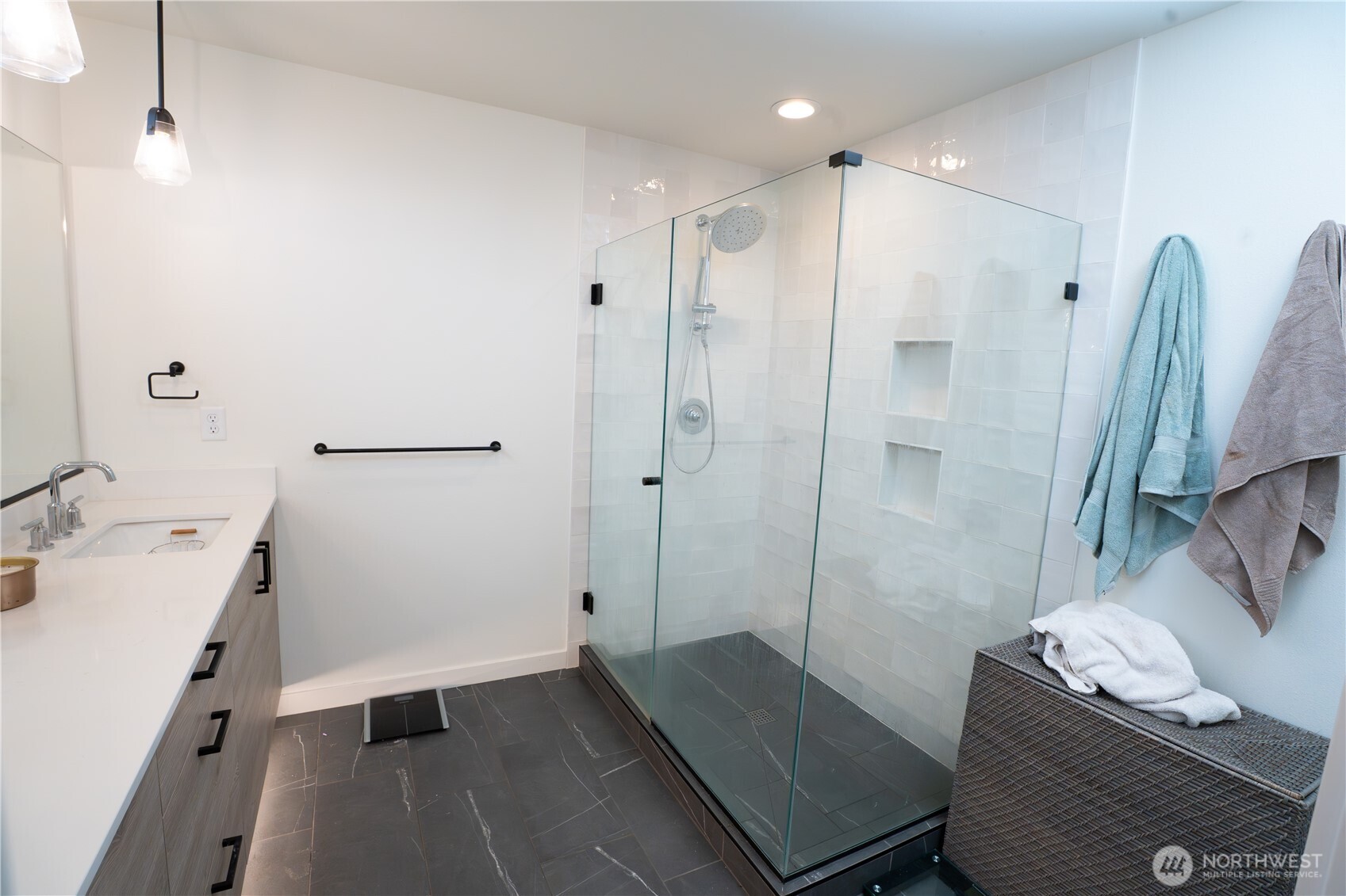 2624 Eastlake Avenue E Seattle WA 98102