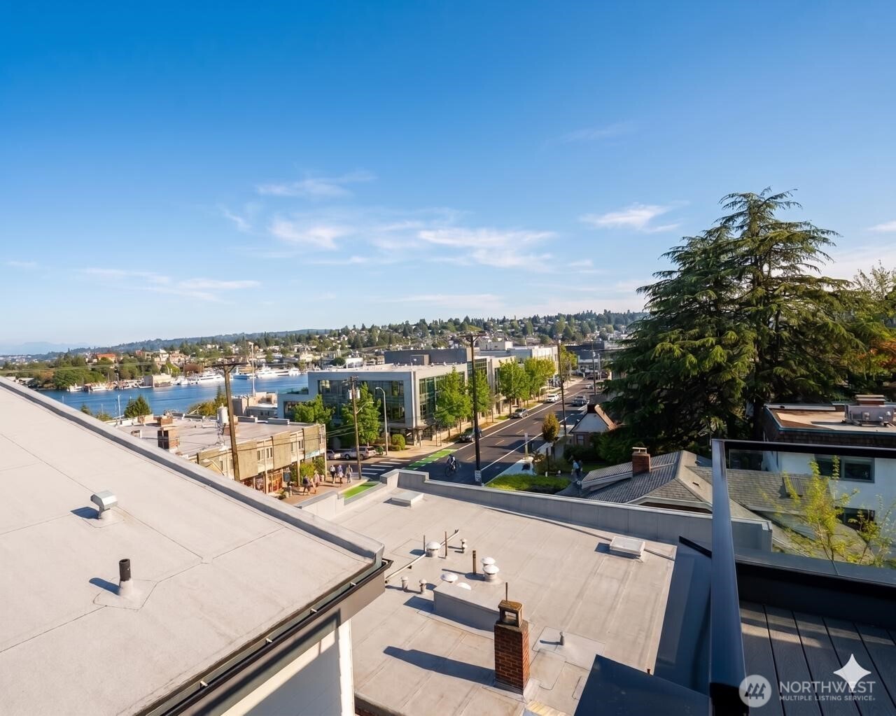 2624 Eastlake Avenue E Seattle WA 98102