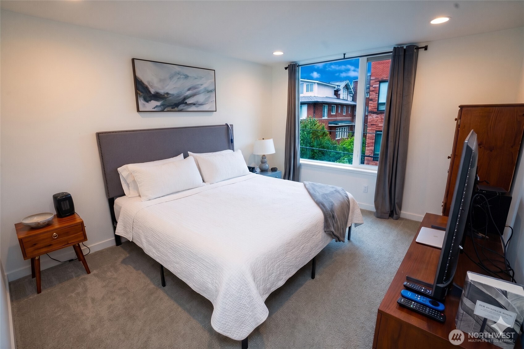 2624 Eastlake Avenue E Seattle WA 98102