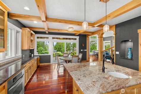 4719 Sunset Point Lane NW Olympia WA 98502