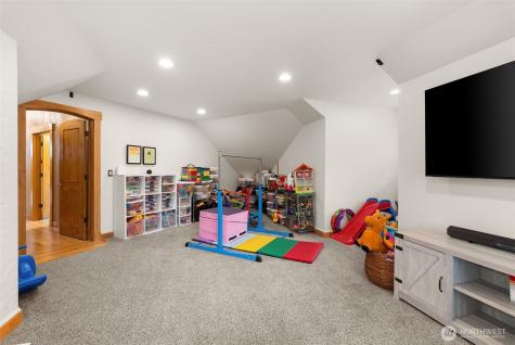 4719 Sunset Point Lane NW Olympia WA 98502
