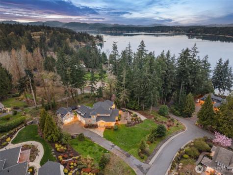 4719 Sunset Point Lane NW Olympia WA 98502