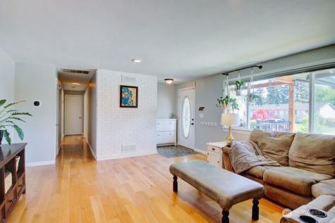 1113 Curtis Street Burlington WA 98233