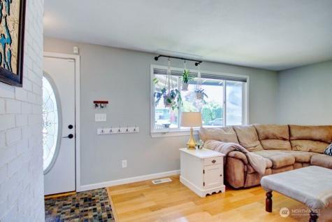 1113 Curtis Street Burlington WA 98233