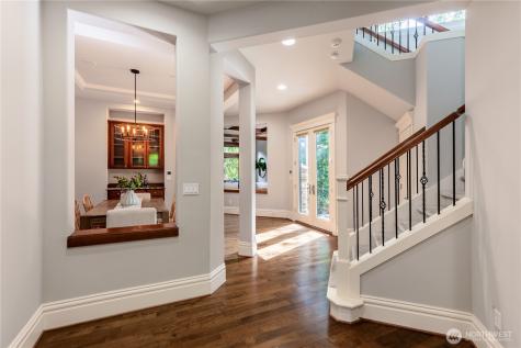 1408 29th Court NE Issaquah WA 98029