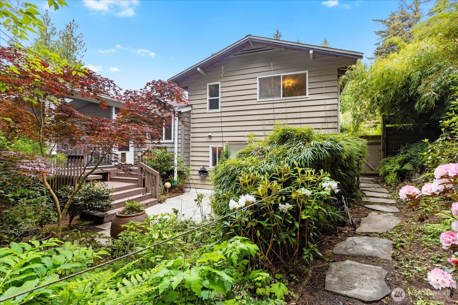 9918 227th Place SW Edmonds WA 98020