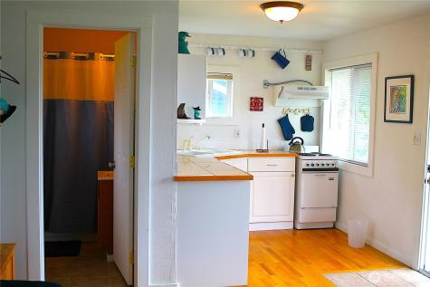 603 N Broadway Street Westport WA 98595