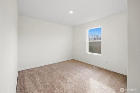 11948 64th Street E Puyallup WA 98372