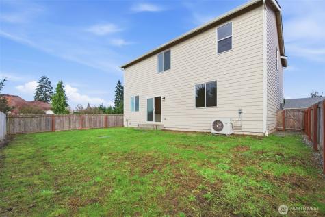 11948 64th Street E Puyallup WA 98372