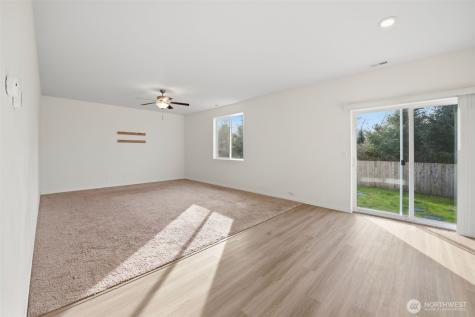 11948 64th Street E Puyallup WA 98372