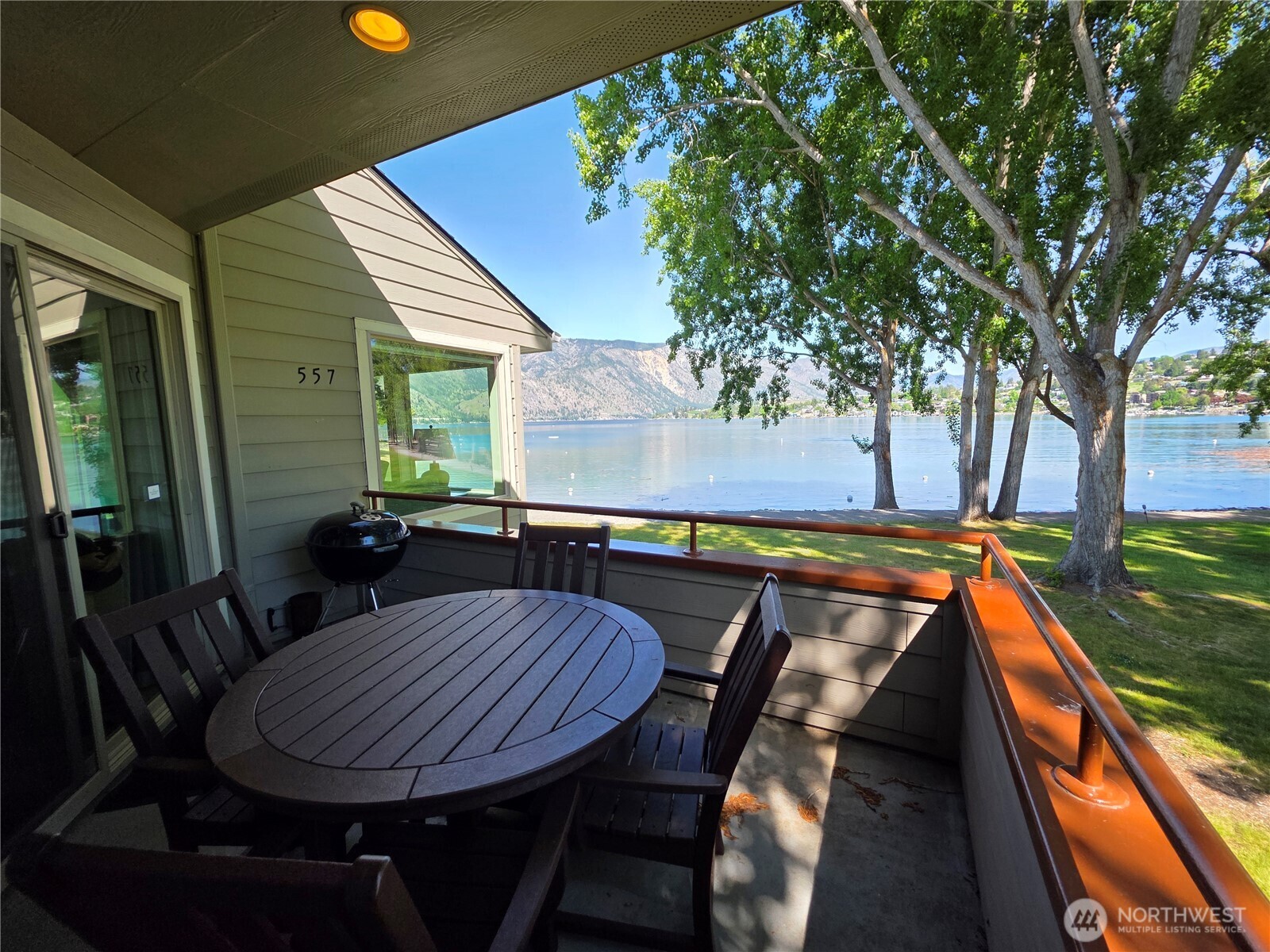 1 Beach 557-e Manson WA 98831