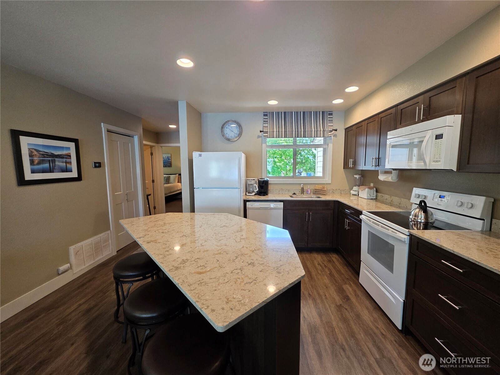 1 Beach 557-e Manson WA 98831