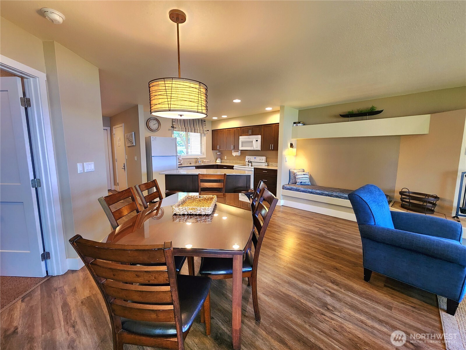 1 Beach 557-e Manson WA 98831