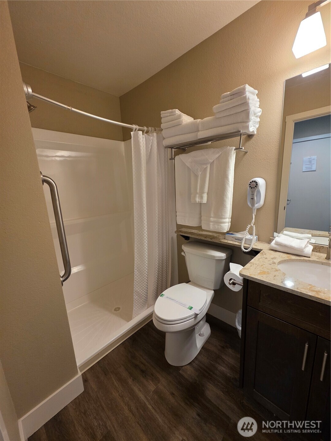 1 Beach 557-e Manson WA 98831