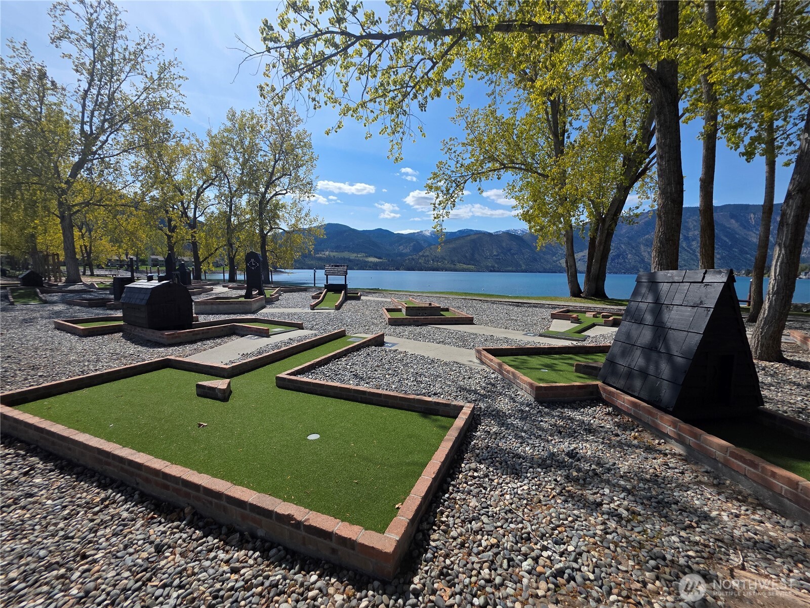 1 Beach 557-e Manson WA 98831