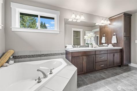 1706 NE 24th Street Renton WA 98056