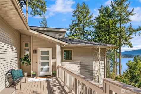 936 170th Place SE Bellevue WA 98008