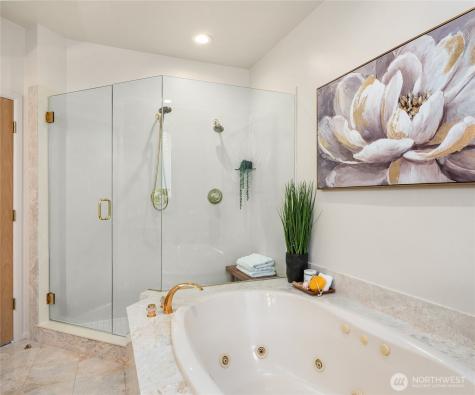 936 170th Place SE Bellevue WA 98008