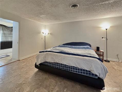 305 N Earl Road Moses Lake WA 98837