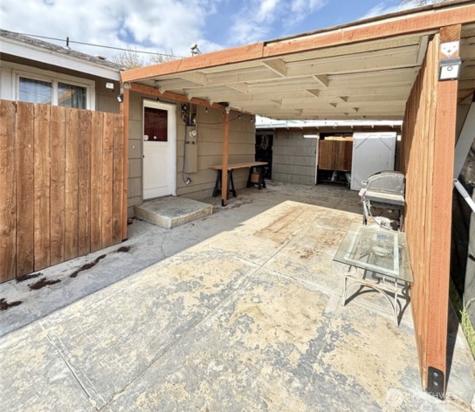 305 N Earl Road Moses Lake WA 98837