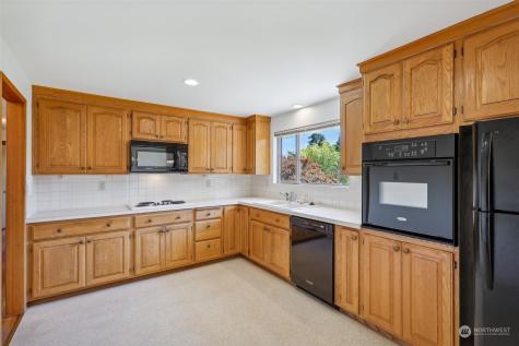 8420 214th Place SW Edmonds WA 98026