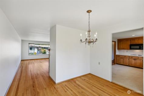 8420 214th Place SW Edmonds WA 98026
