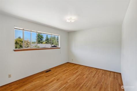 8420 214th Place SW Edmonds WA 98026