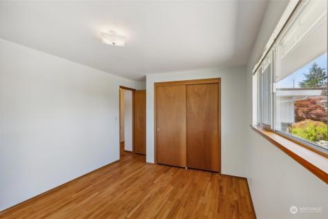 8420 214th Place SW Edmonds WA 98026