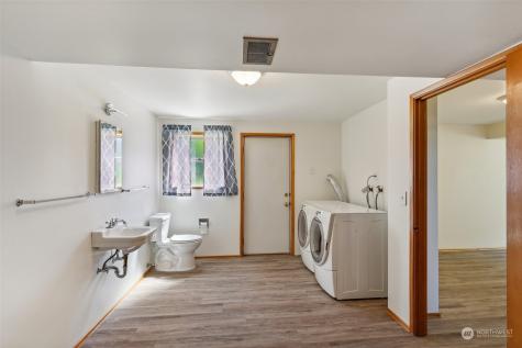 8420 214th Place SW Edmonds WA 98026