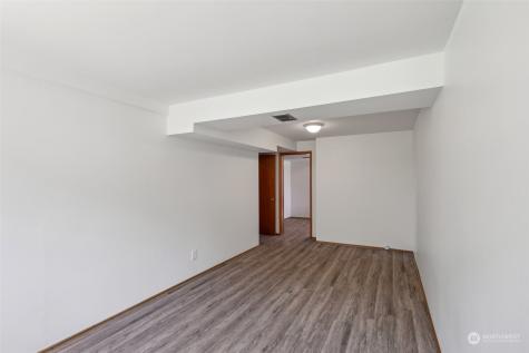 8420 214th Place SW Edmonds WA 98026