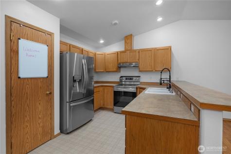 7606 187th Avenue SW Rochester WA 98579