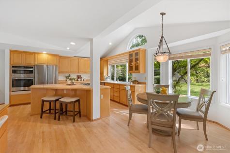 24309 SE 25th Street Sammamish WA 98075
