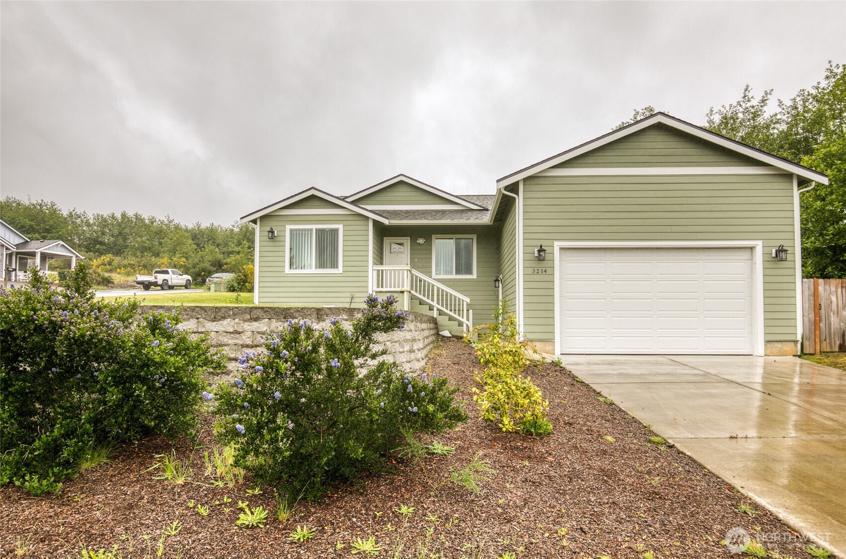 3214 Sanderling Drive Hoquiam WA 98550