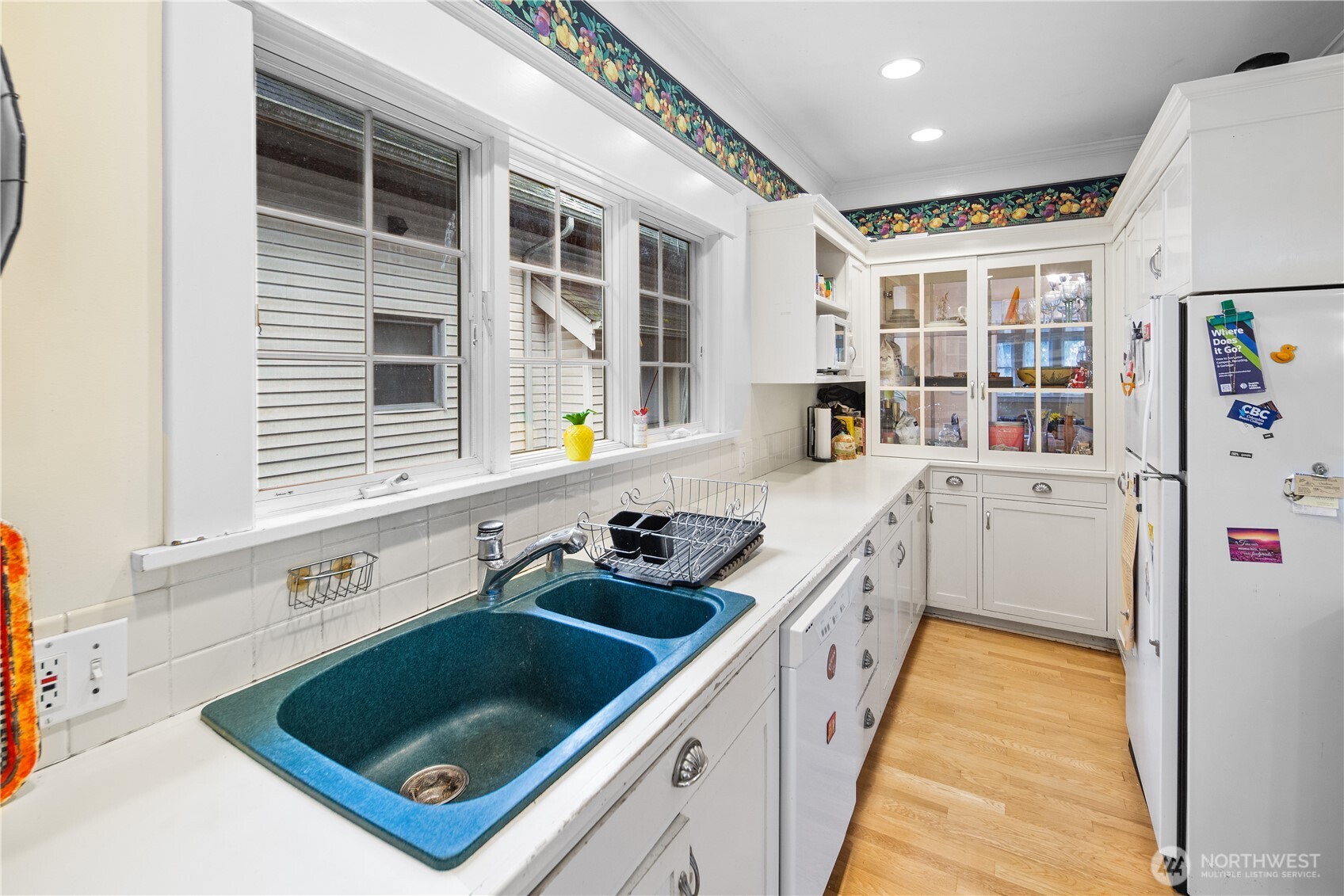 4616 Meridian Avenue N Seattle WA 98103
