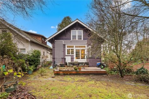 4616 Meridian Avenue N Seattle WA 98103