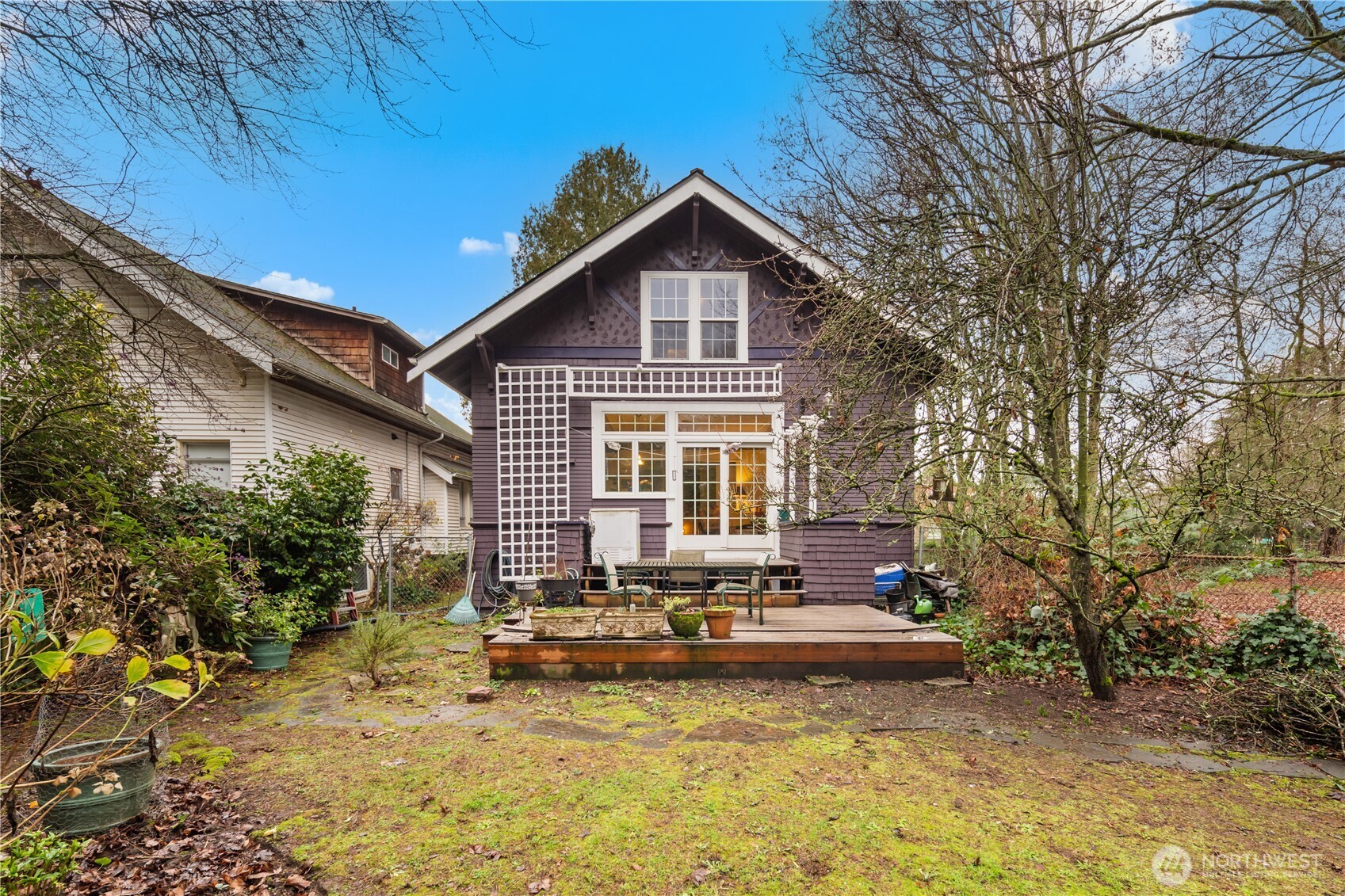 4616 Meridian Avenue N Seattle WA 98103
