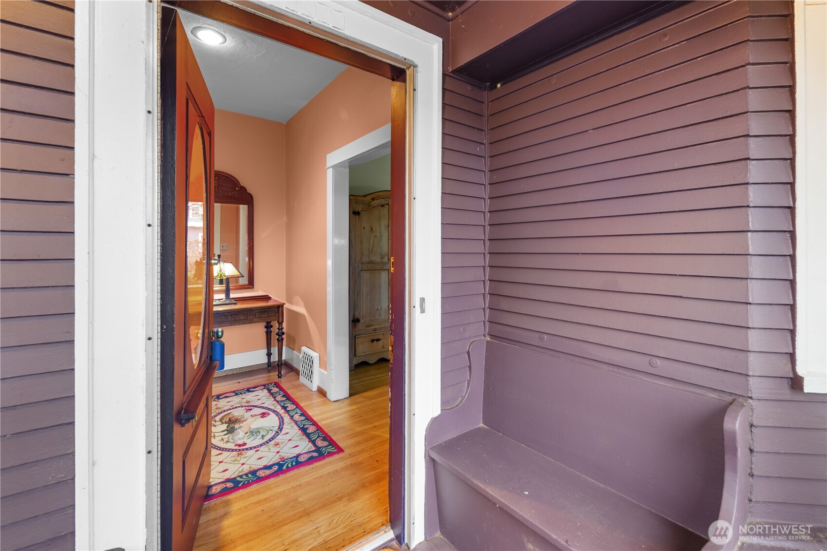 4616 Meridian Avenue N Seattle WA 98103