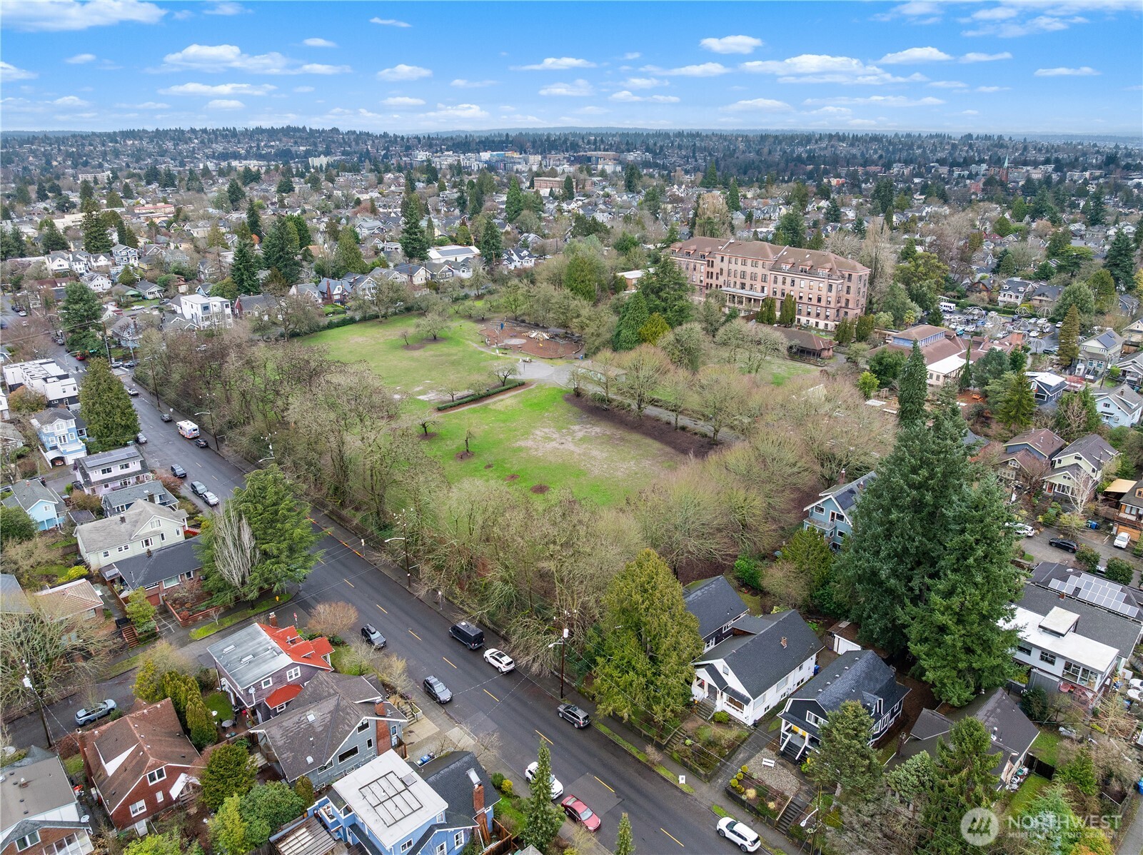 4616 Meridian Avenue N Seattle WA 98103